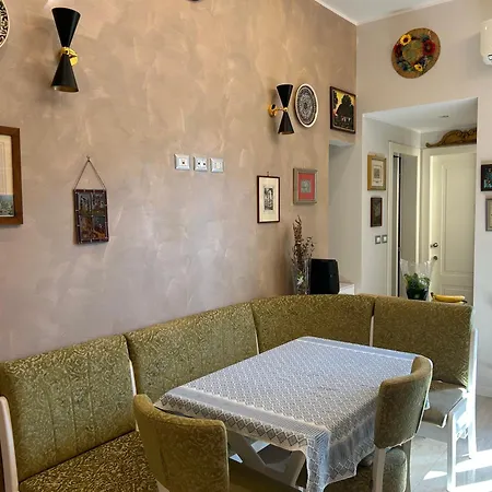 Ara Vatican Apartment *